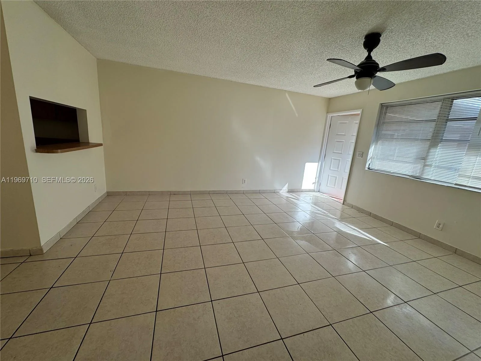 1024 Twin Lakes Dr # 21-F, Coral Springs, FL 33071 photo 3