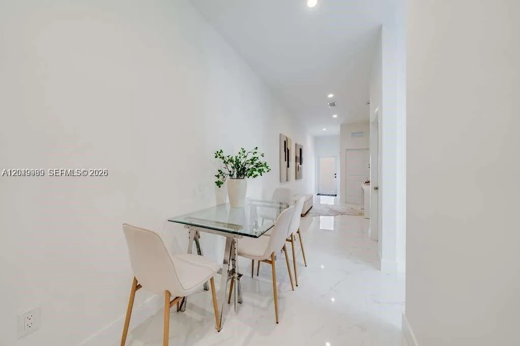 2938 NW 27th St # 2938, Miami, FL 33142 photo 10