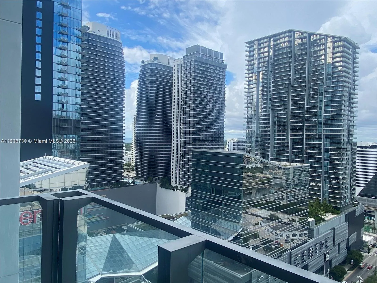 68 SE 6th St # 2106, Miami, FL 33131 photo 2