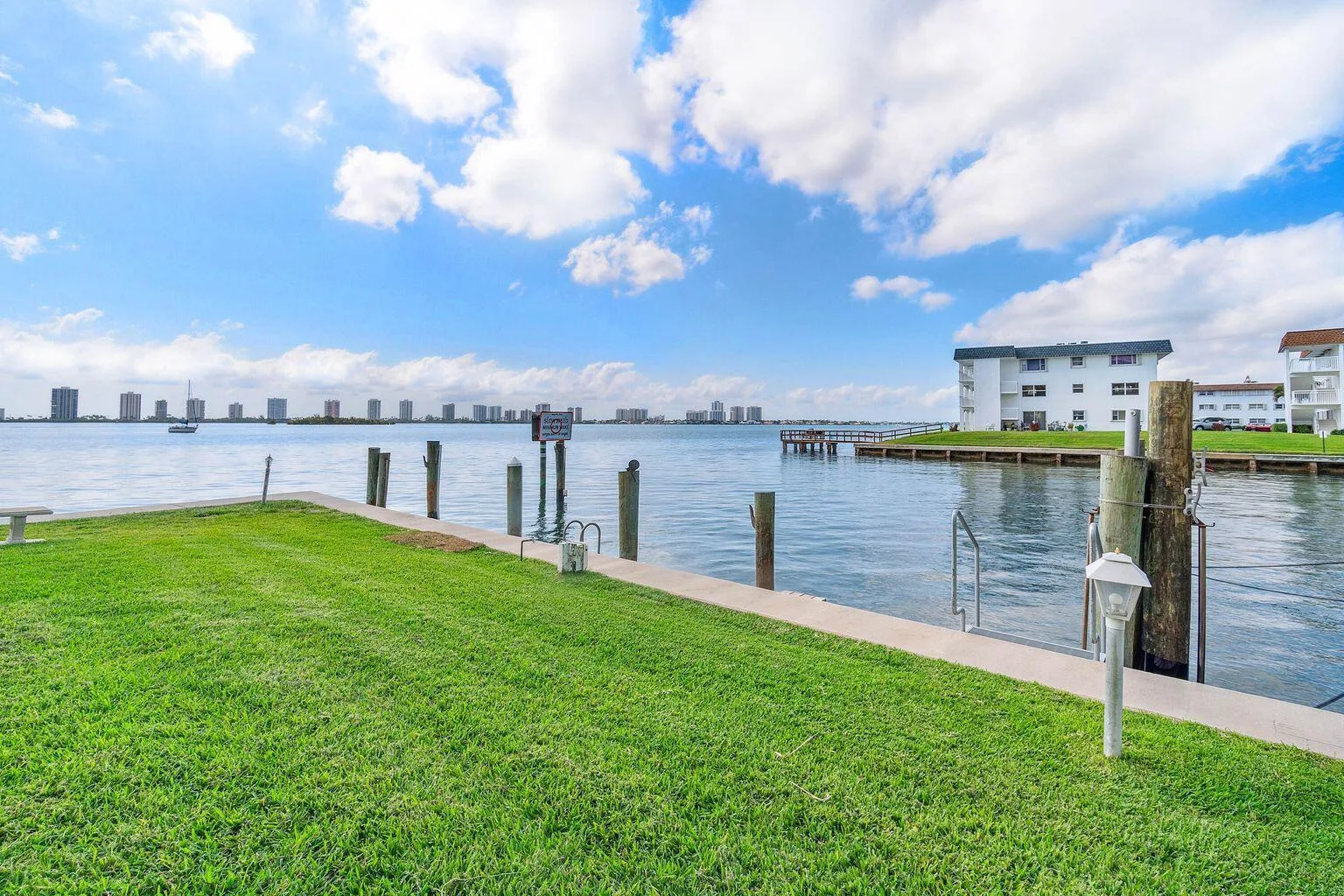 100 PARADISE HARBOUR Boulevard # 212, North Palm Beach, FL 33408 — zdjęcie 2