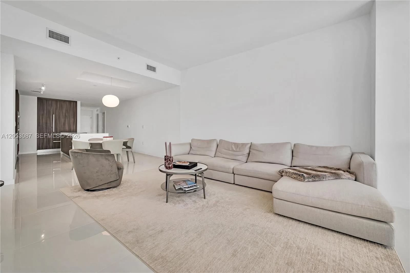 851 NE 1st Ave # 1701, Miami, FL 33132 photo 5