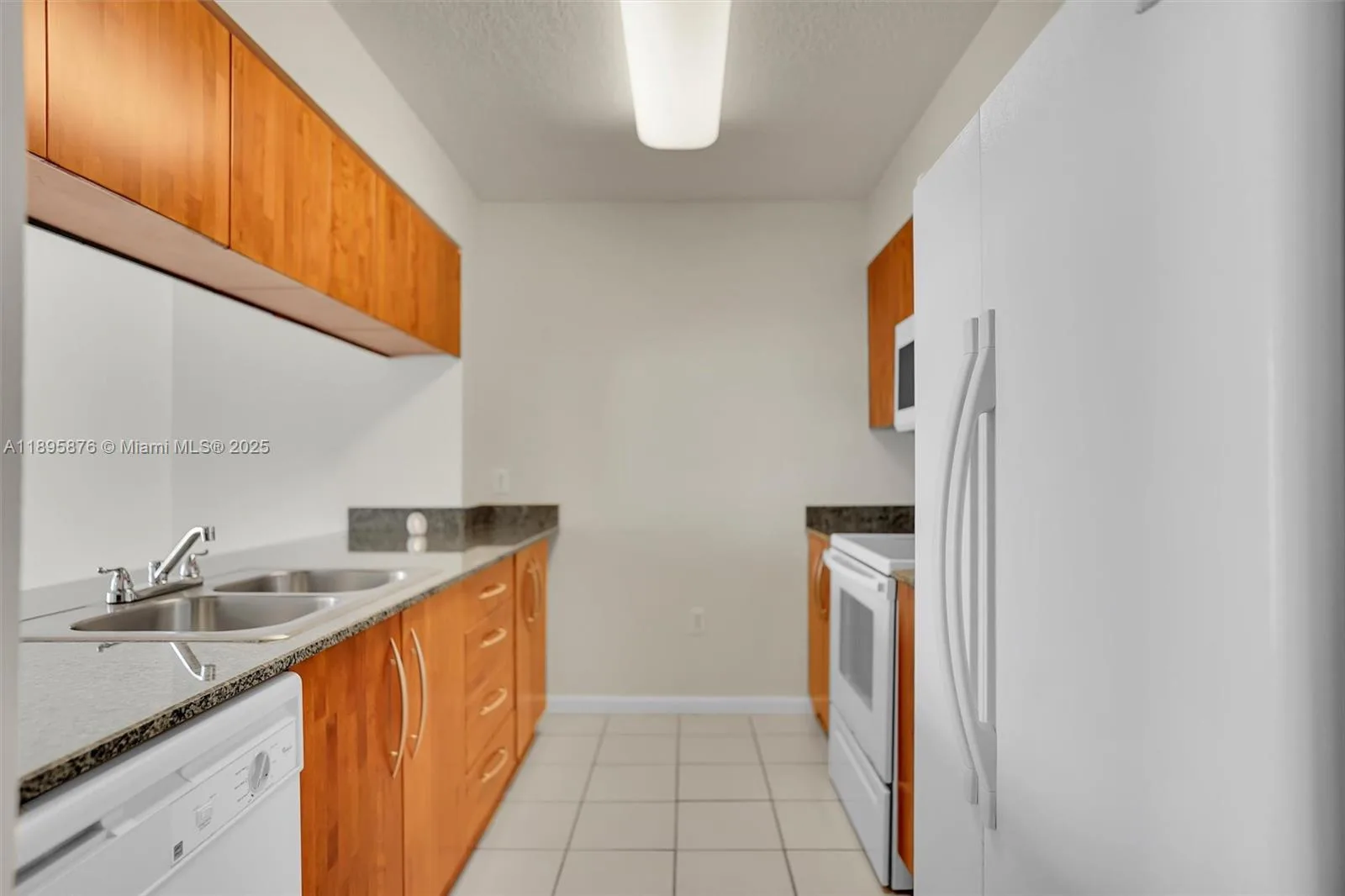 1200 Brickell Bay Dr # 2821, Miami, FL 33131 photo 5