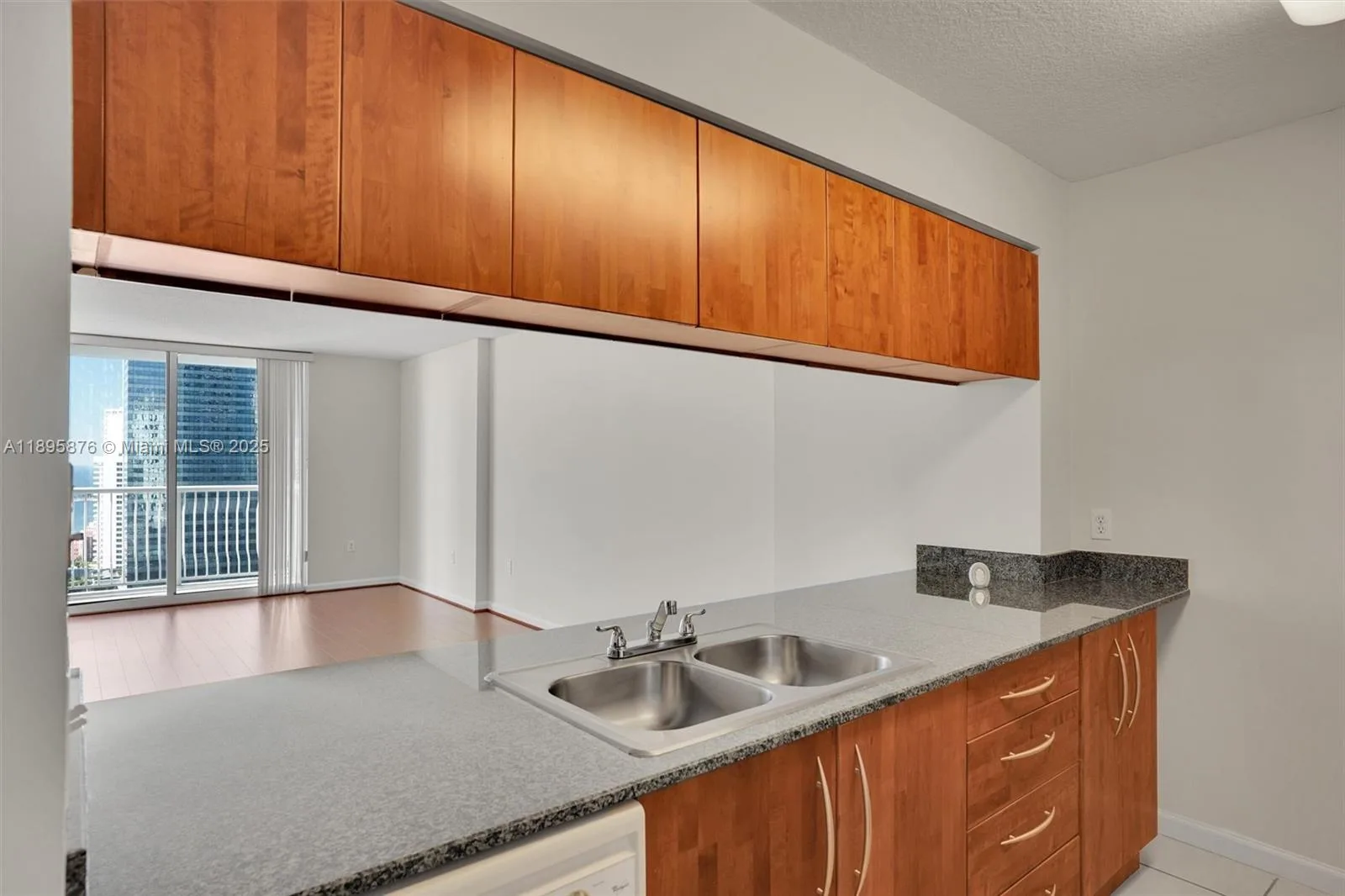 1200 Brickell Bay Dr # 2821, Miami, FL 33131 photo 6