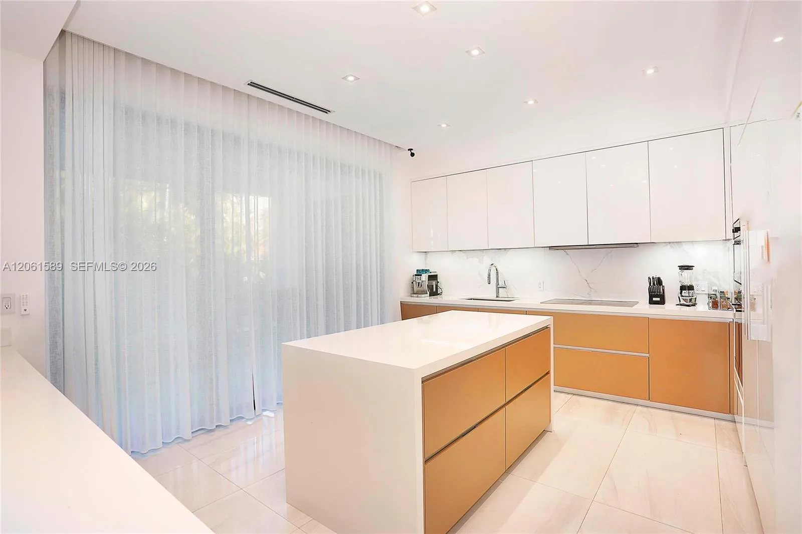 121 Buttonwood Dr, Key Biscayne, FL 33149 photo 10