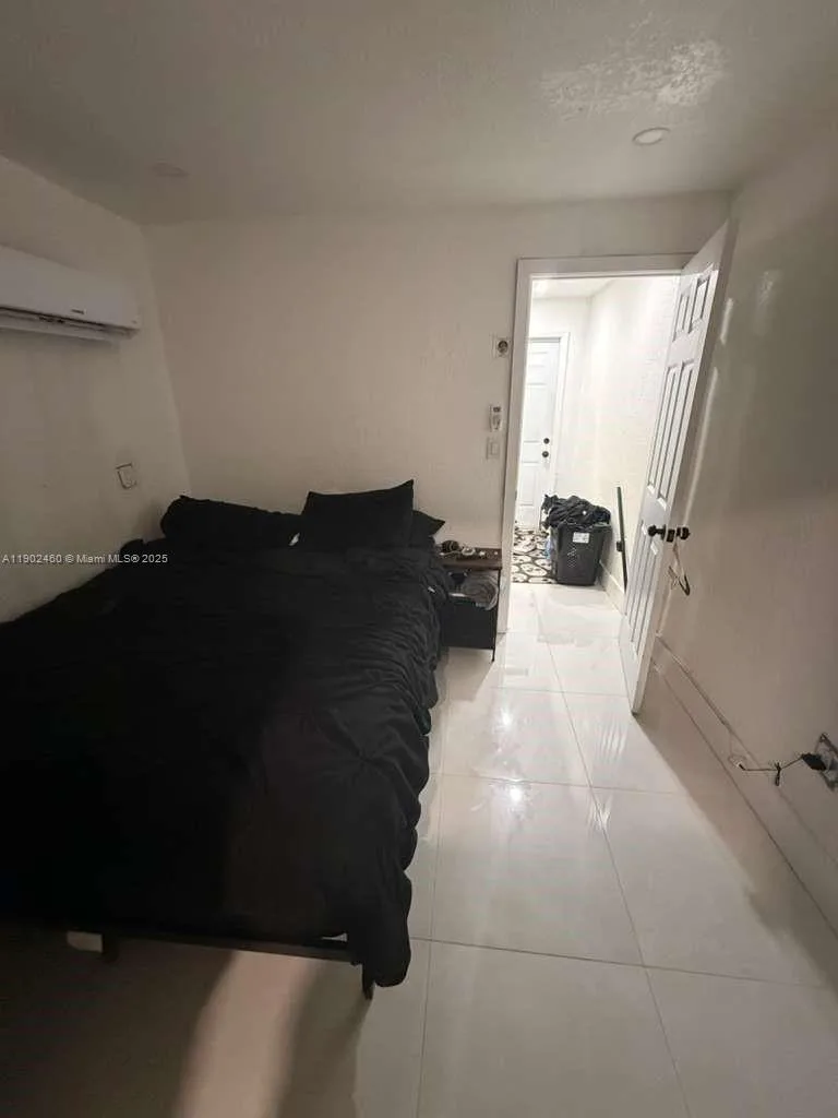 511 NW 133rd St # 4, North Miami, FL 33168 photo 3