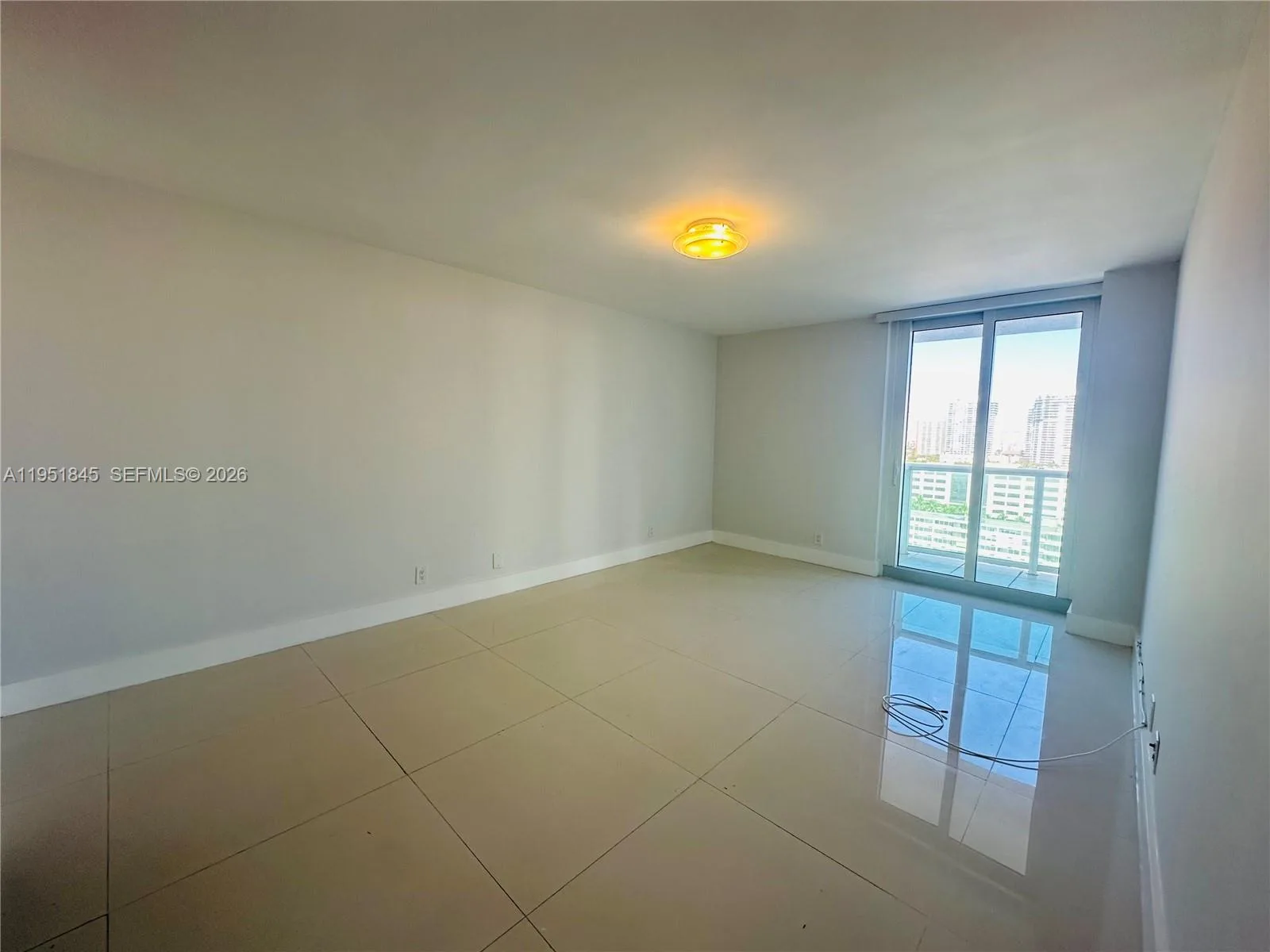 100 Bayview Dr # 1528, Sunny Isles Beach, FL 33160 photo 13