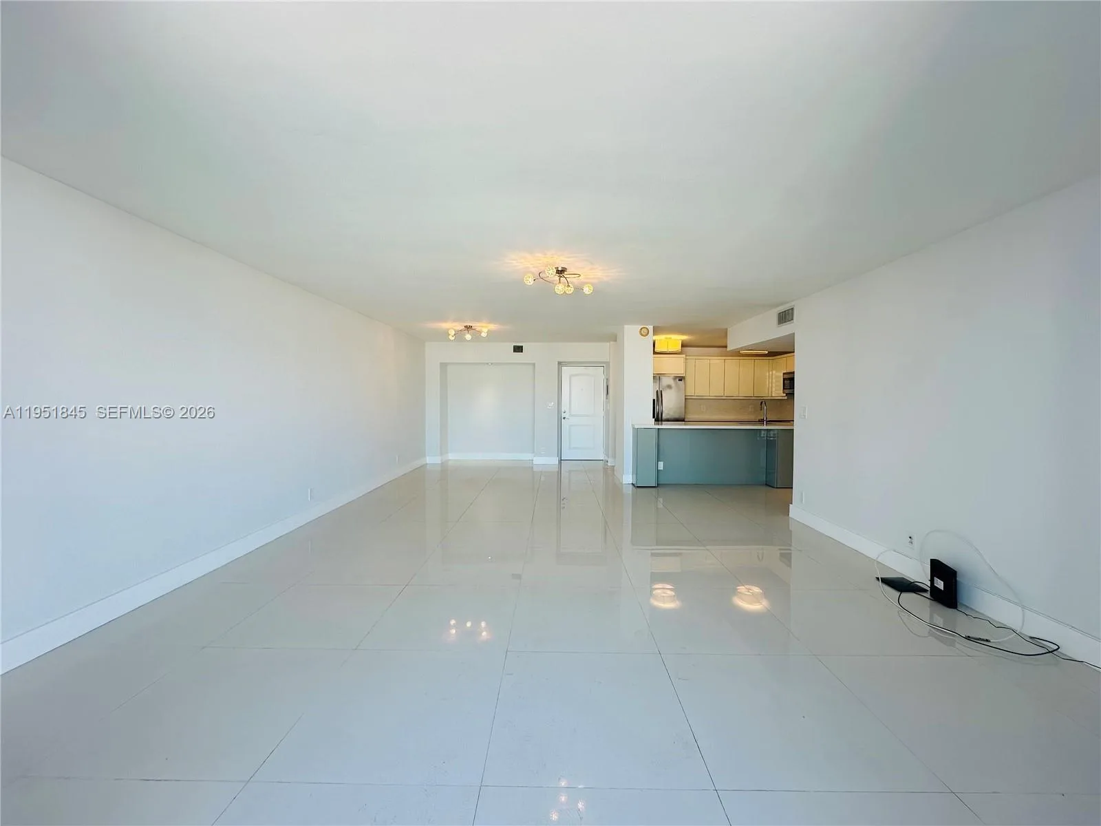 100 Bayview Dr # 1528, Sunny Isles Beach, FL 33160 photo 3