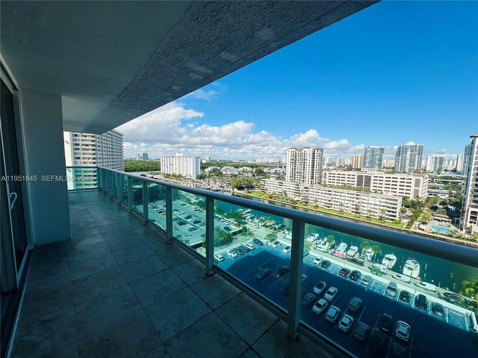 100 Bayview Dr # 1528, Sunny Isles Beach, FL 33160 photo 9