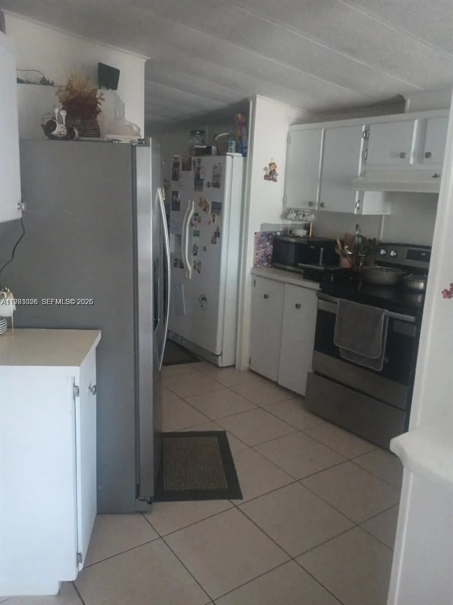 3024 SW 51st St, Dania Beach, FL 33312 photo 4