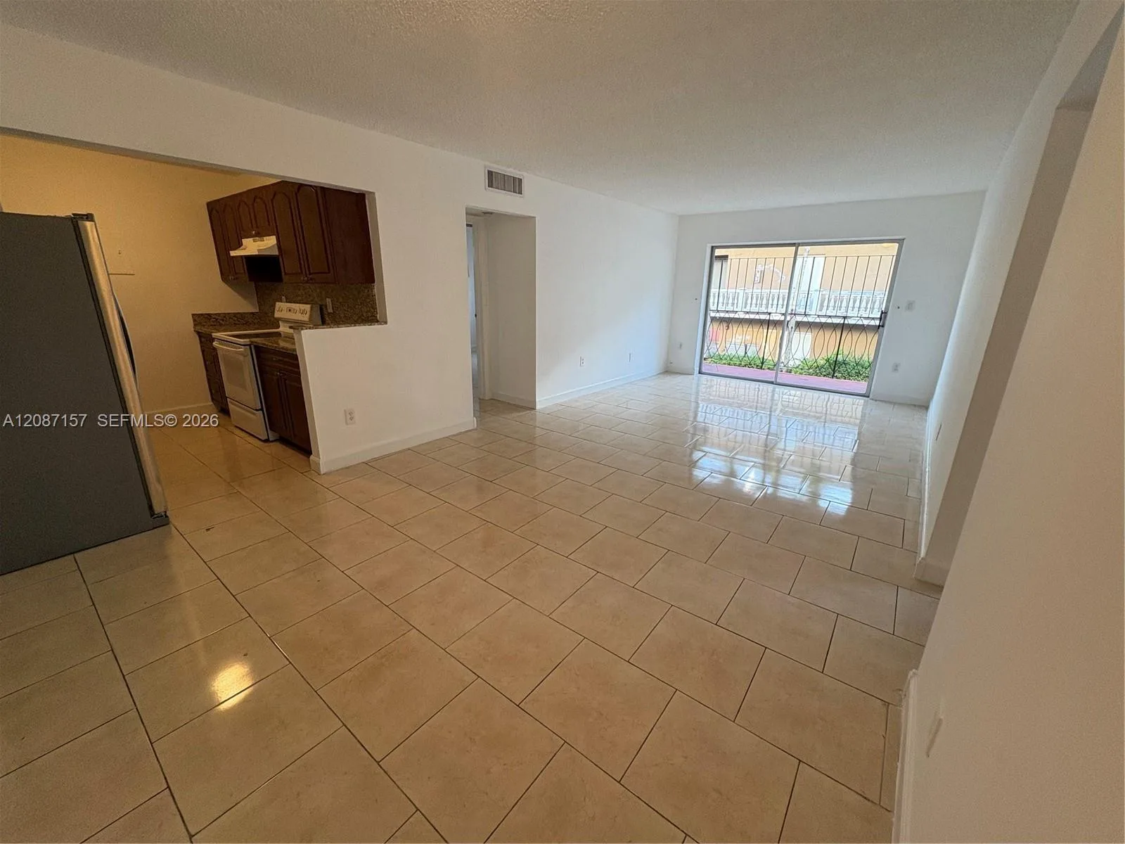 633 S Royal Poinciana Blvd # B218, Miami Springs, FL 33166