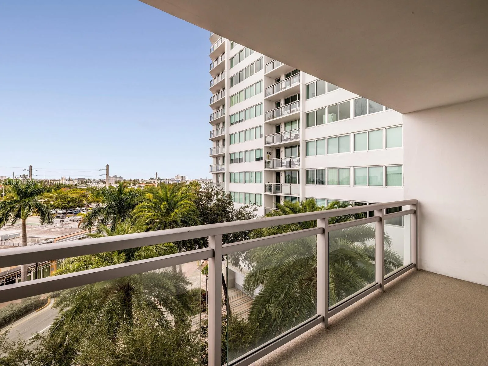 7135 Collins Ave # 523, Miami Beach, FL 33141 photo 10
