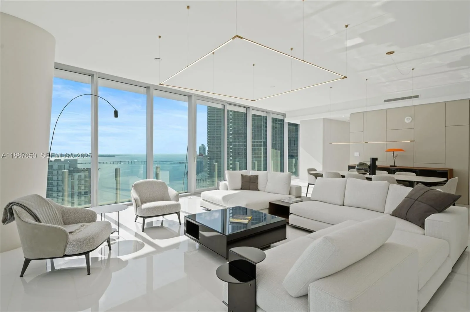 300 Biscayne Blvd Way # 3701, Miami, FL 33131 photo 3