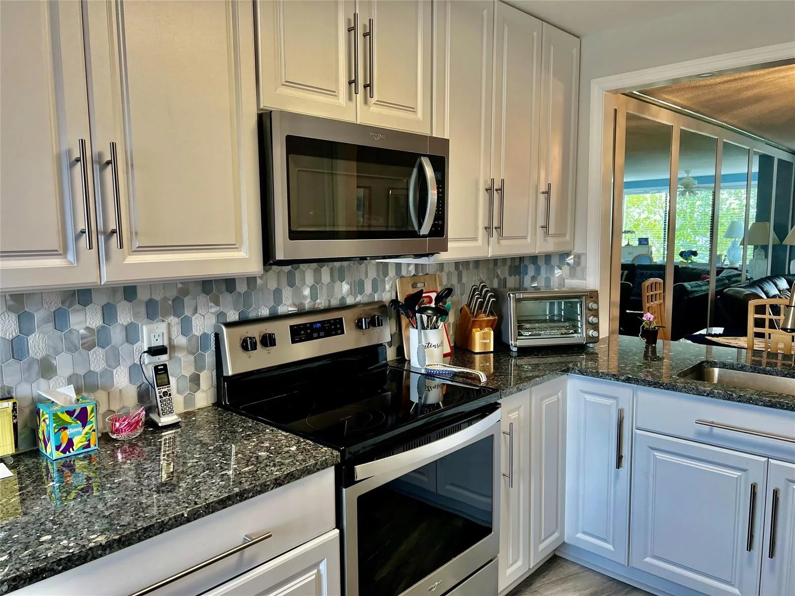 9787 N BELFORT Circle # 307, Tamarac, FL 33321 photo 4