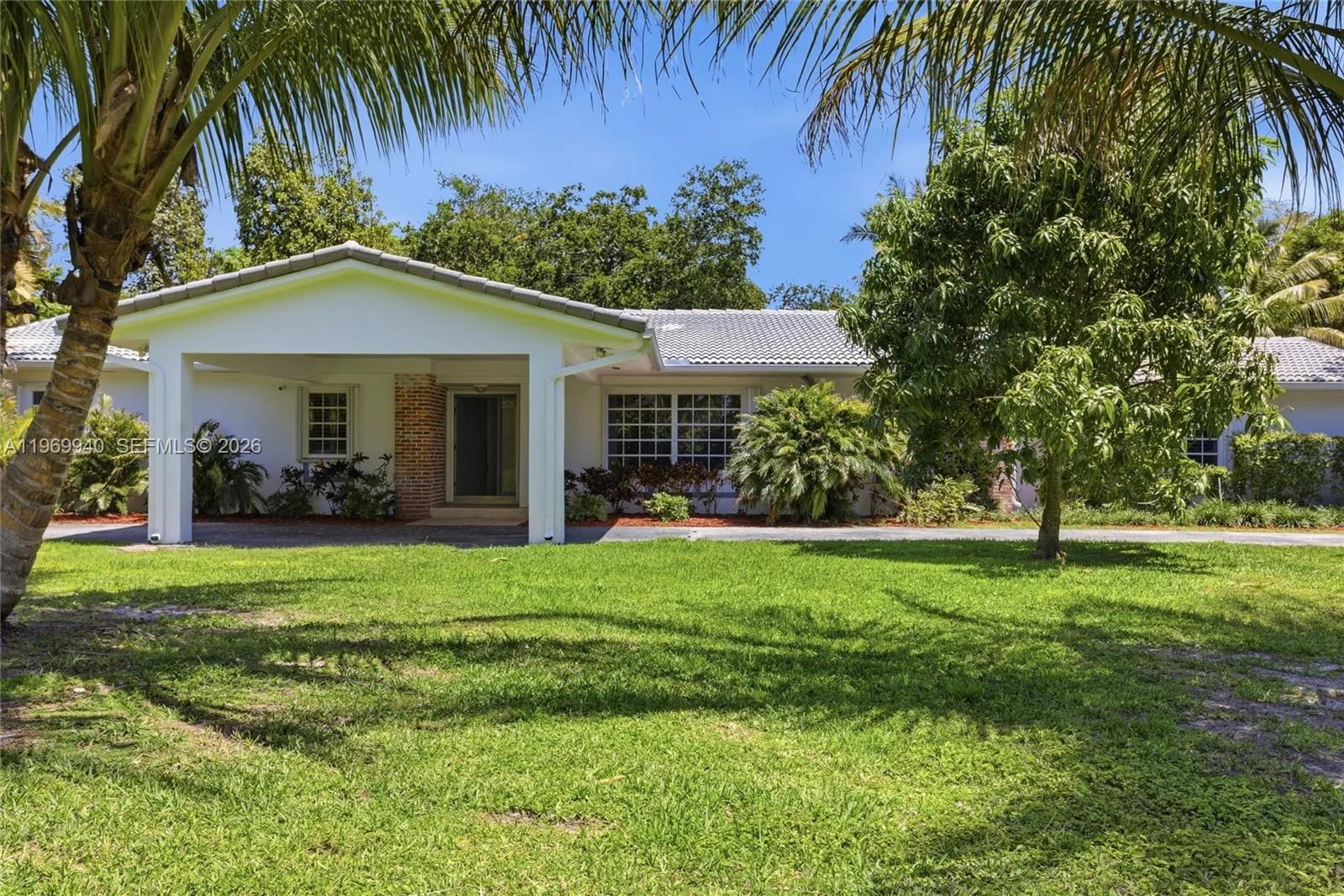 14721 SW 67th Ave, Coral Gables, FL 33158