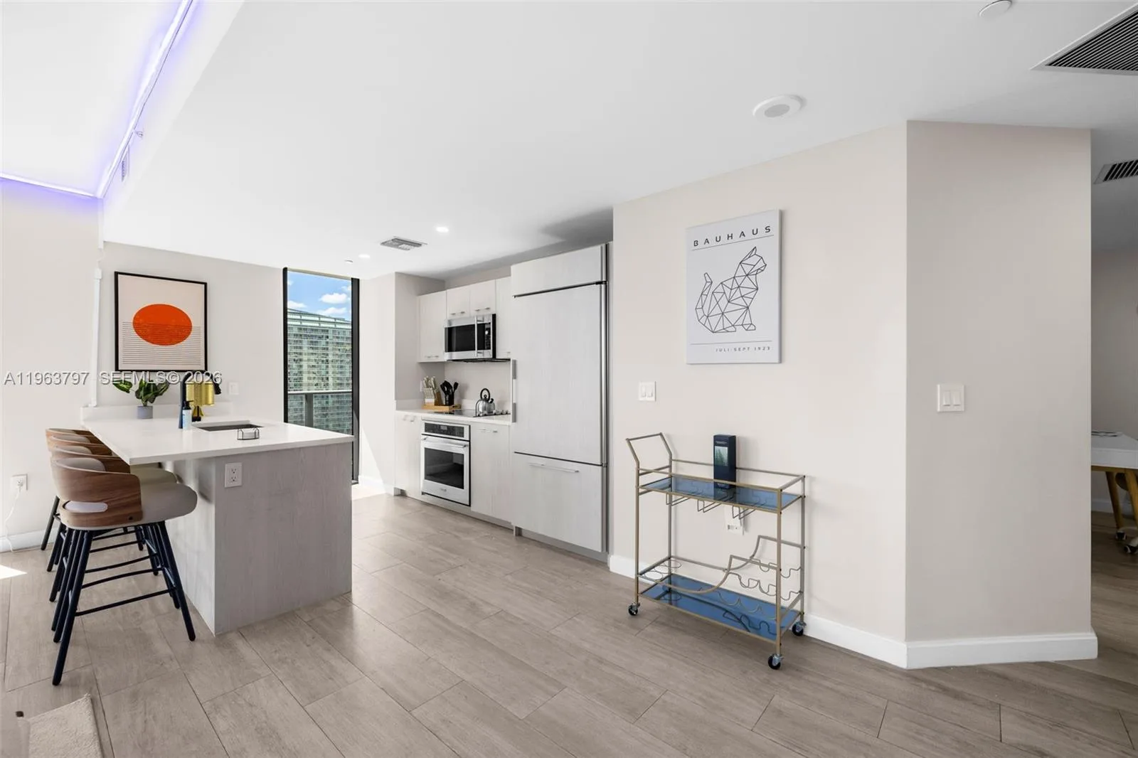 45 SW 9th St # 2803, Miami, FL 33130 photo 10