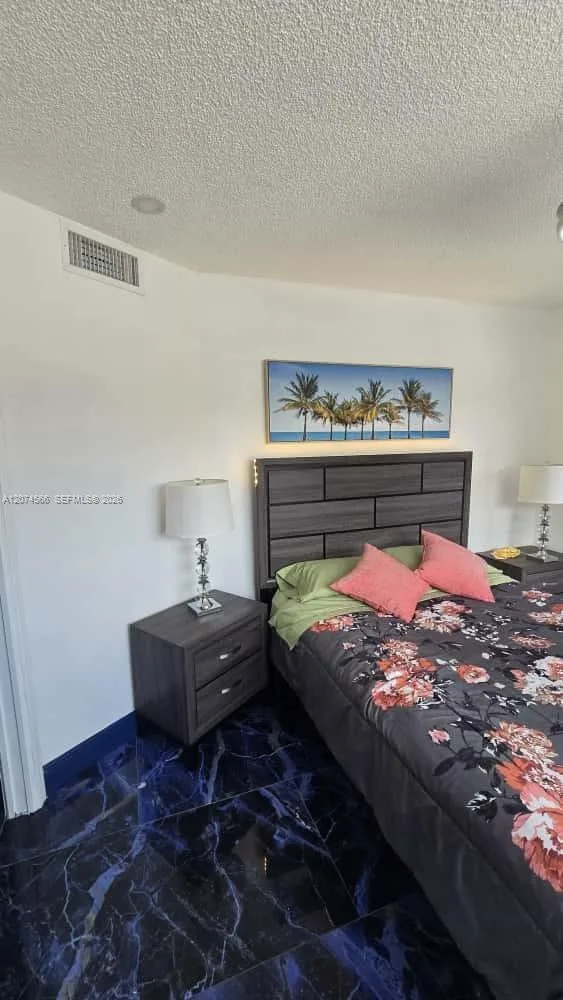 5121 W Oakland Park Blvd # 212, Lauderdale Lakes, FL 33313 photo 10
