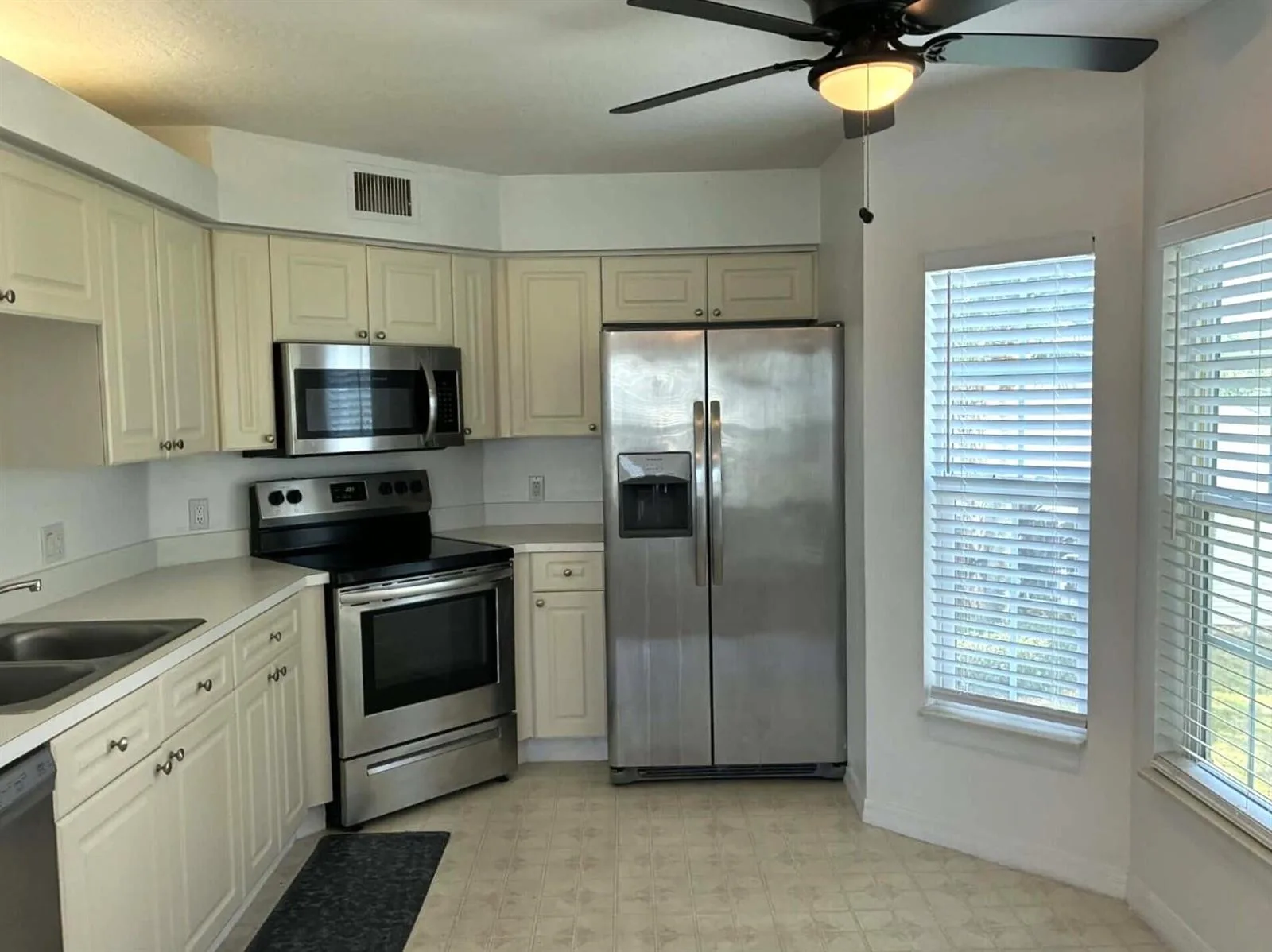 1930 Westminster Circle # 2, Vero Beach, FL 32966 photo 3