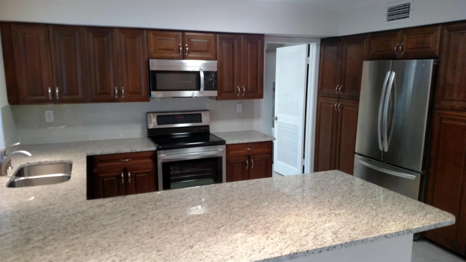 451 W Conference Drive, Boca Raton, FL 33486 photo 3