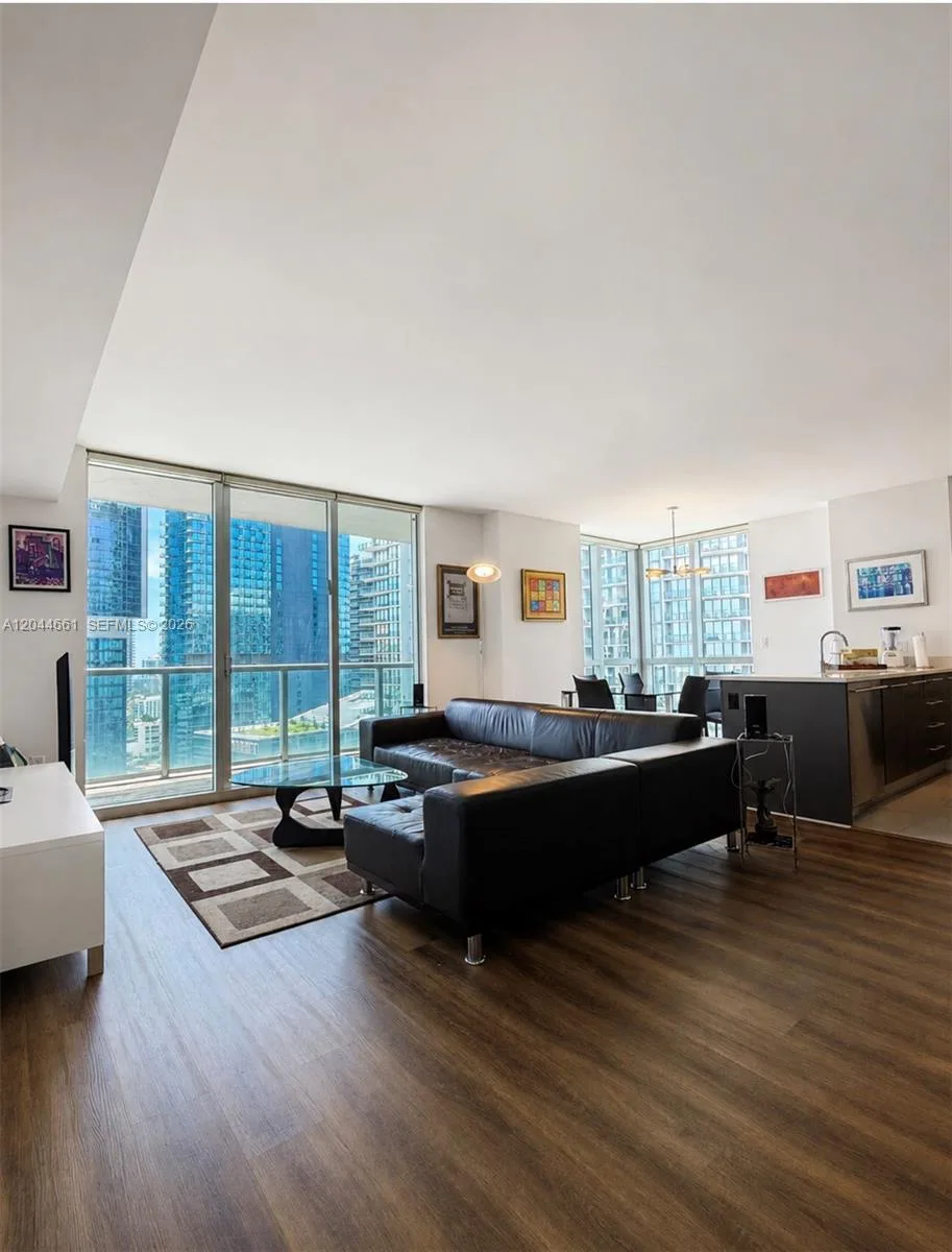 55 SE 6th St # 2802, Miami, FL 33131