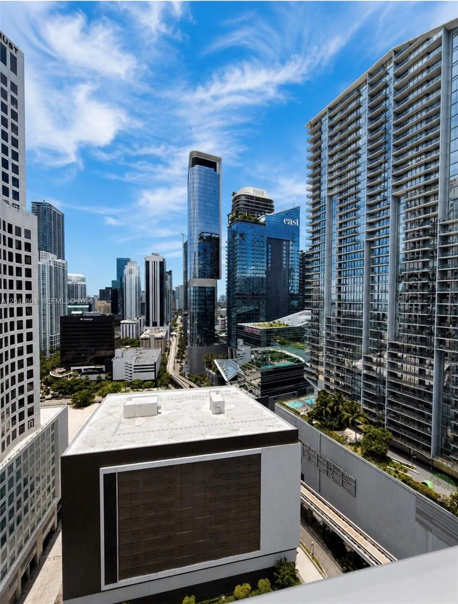 55 SE 6th St # 2802, Miami, FL 33131 photo 10