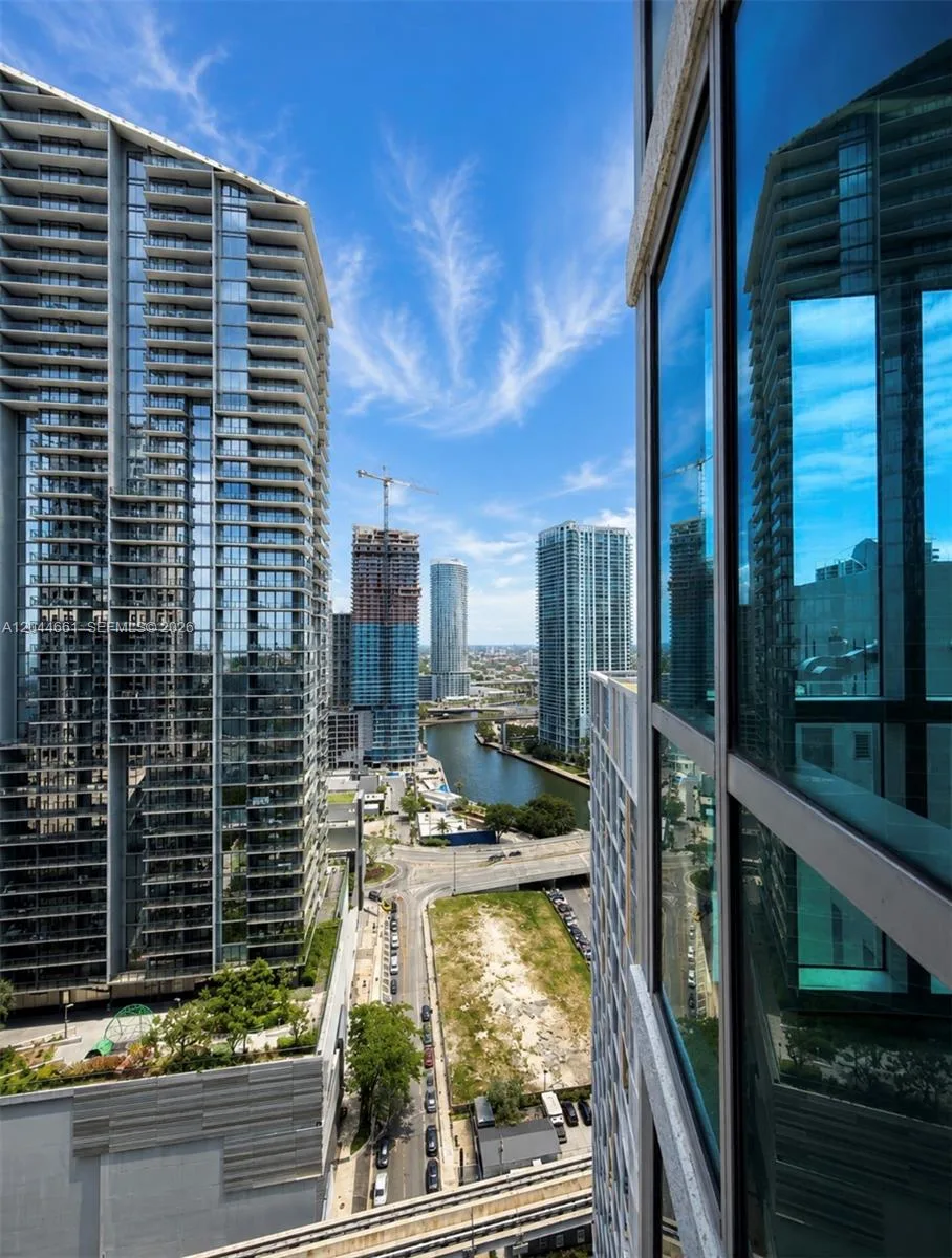 55 SE 6th St # 2802, Miami, FL 33131 photo 11