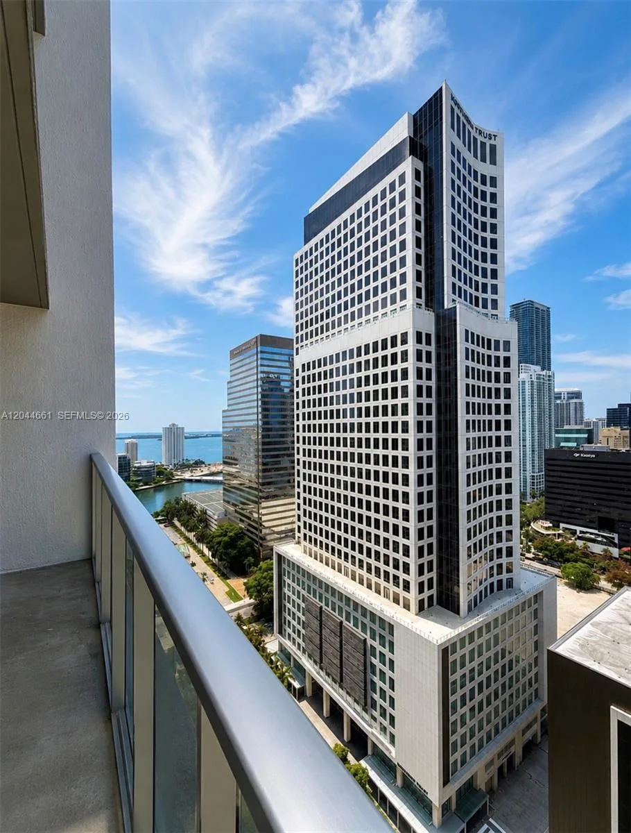 55 SE 6th St # 2802, Miami, FL 33131 photo 9