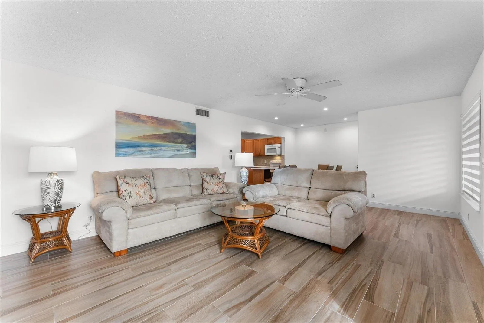 421 Pine Glen Lane # A2, FL 33463 photo 3