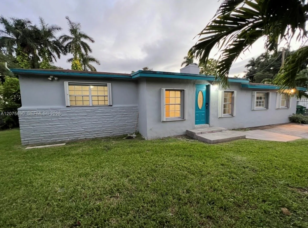 88 NW 85th St # 1, Miami, FL 33150