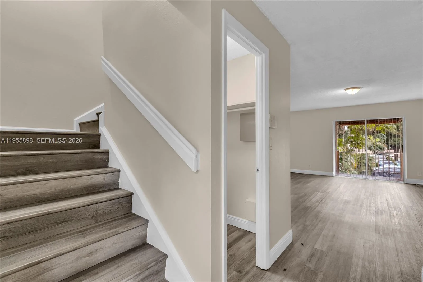 17901 NW 68th Ave # T206, Hialeah, FL 33015 photo 11