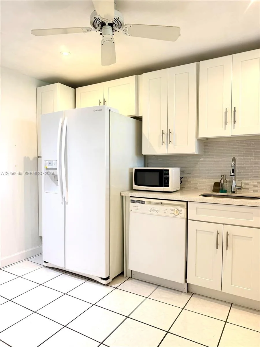 20100 W Country Club Dr # 608, Aventura, FL 33180 photo 10