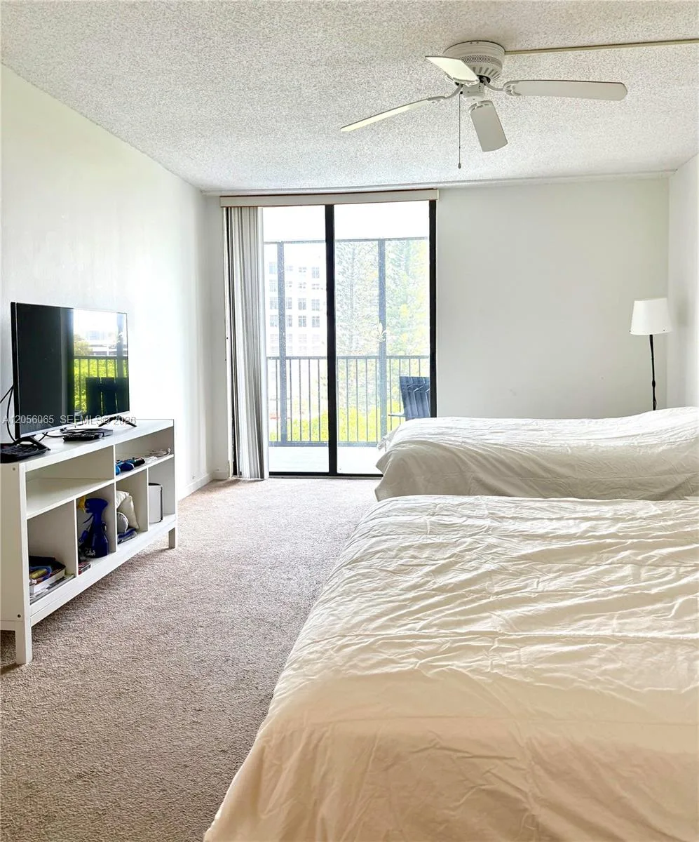 20100 W Country Club Dr # 608, Aventura, FL 33180 photo 13