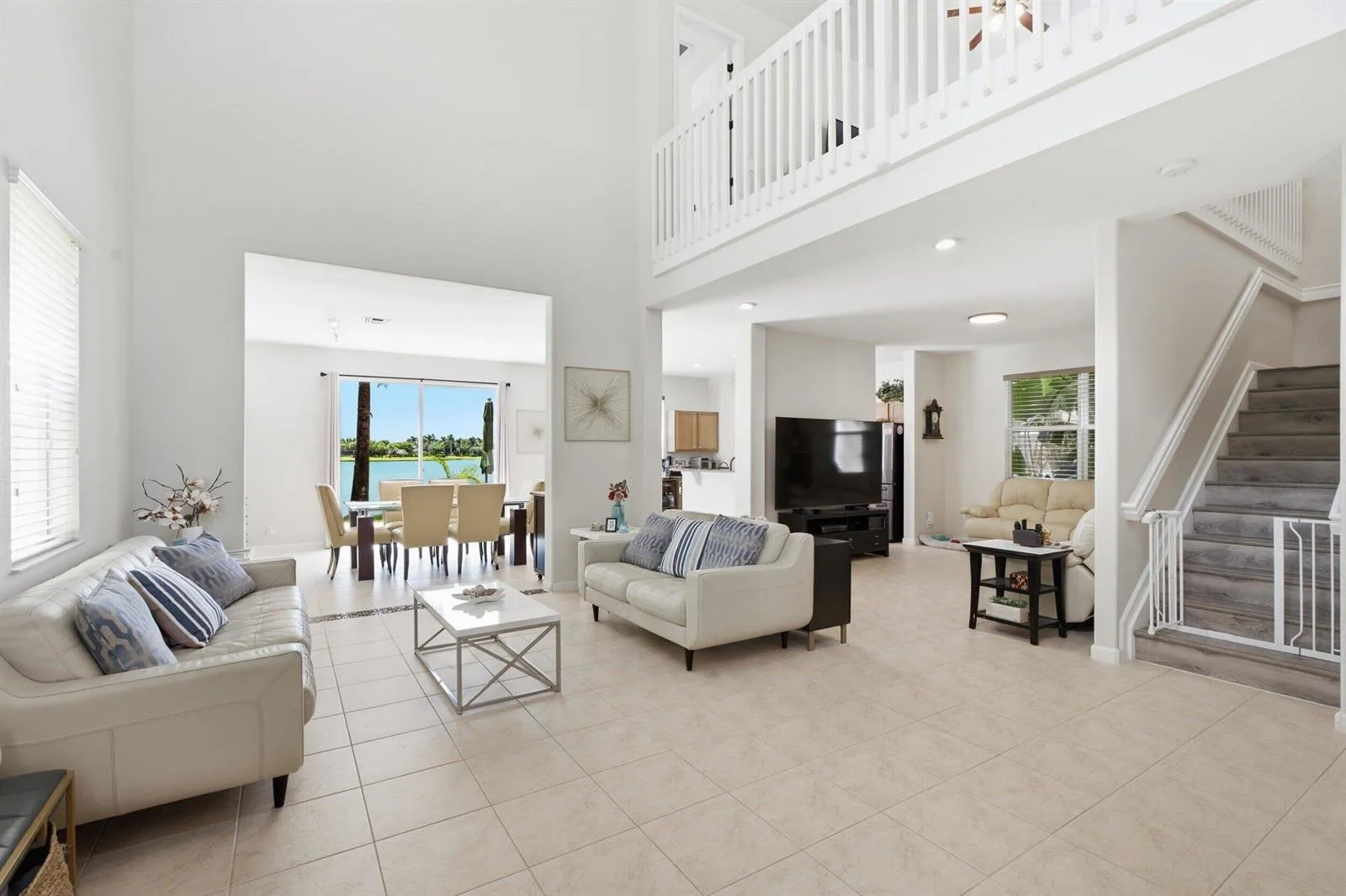 991 NW Leonardo Circle, Port St. Lucie, FL 34986