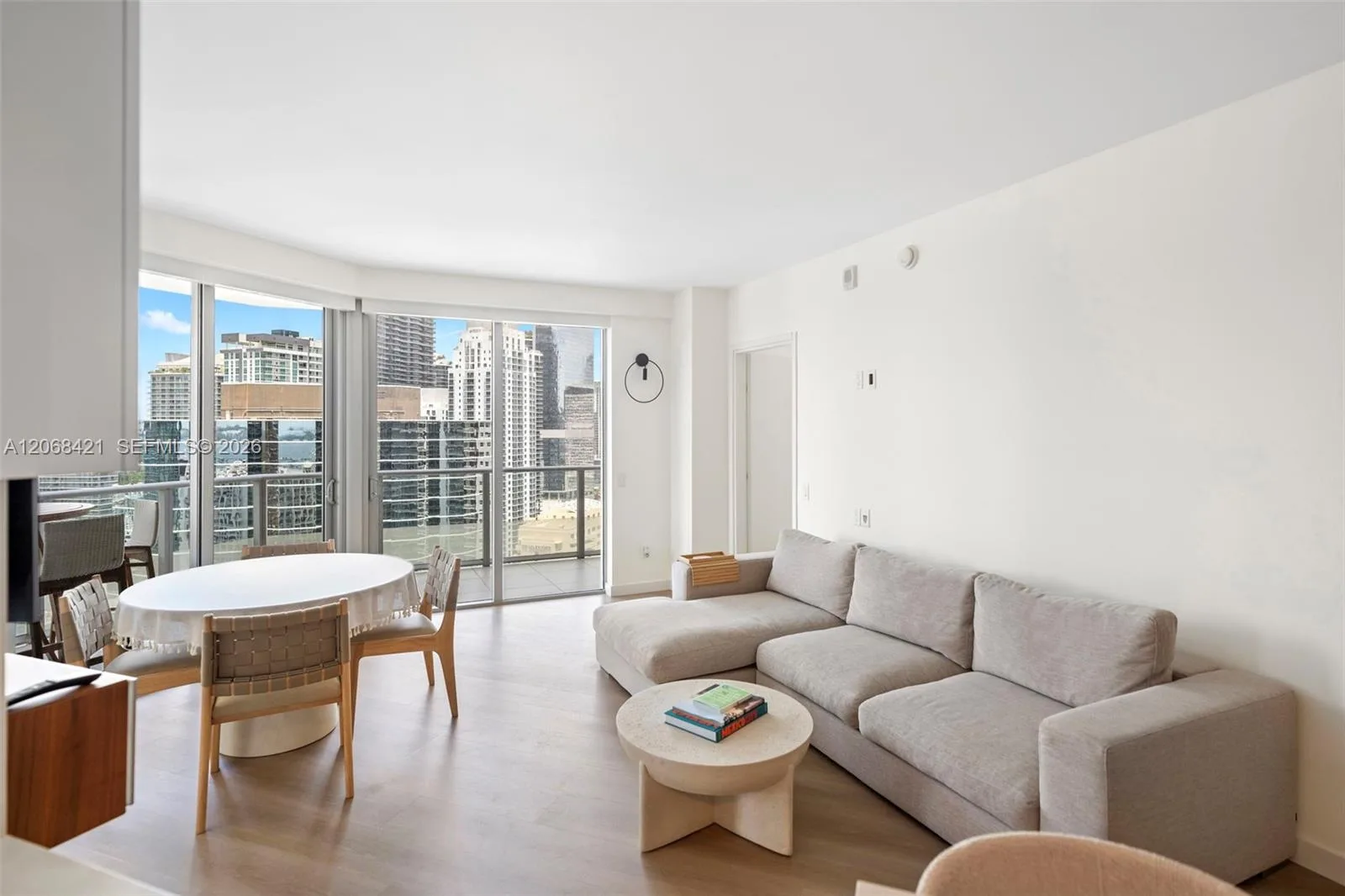 1300 Brickell Bay Dr # 3501, Miami, FL 33131 photo 2