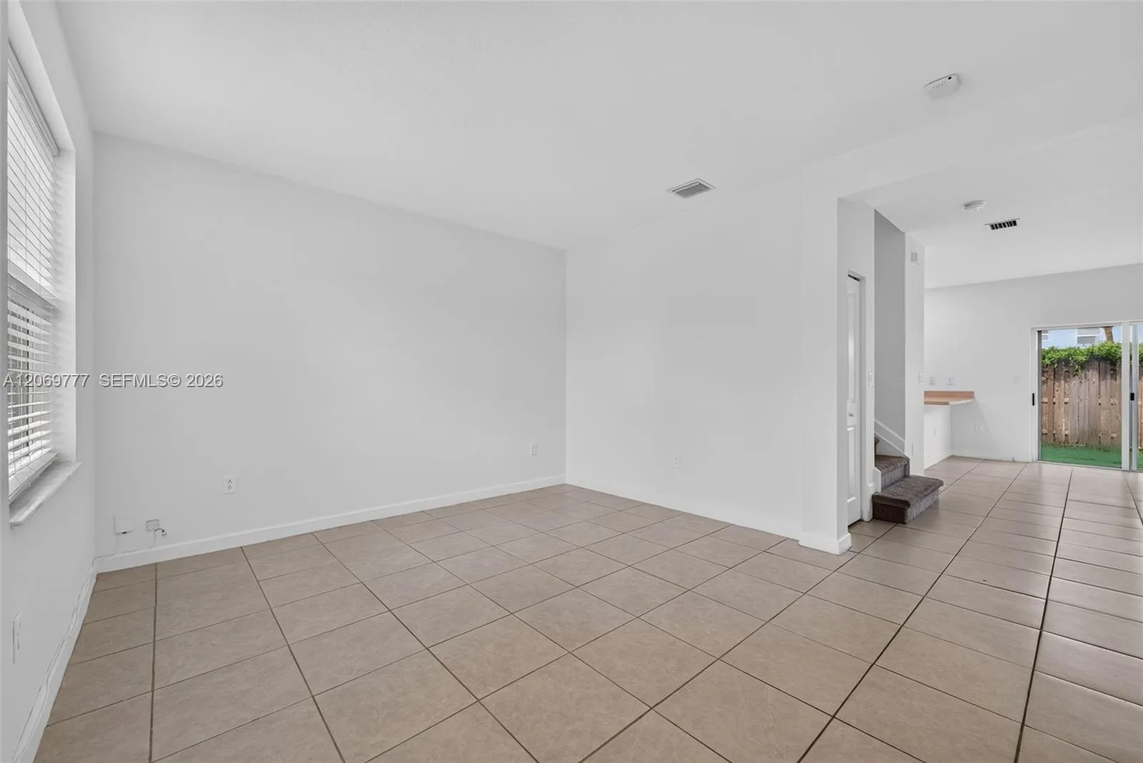 1586 SE 27th Ter # 1586, Homestead, FL 33035 photo 5