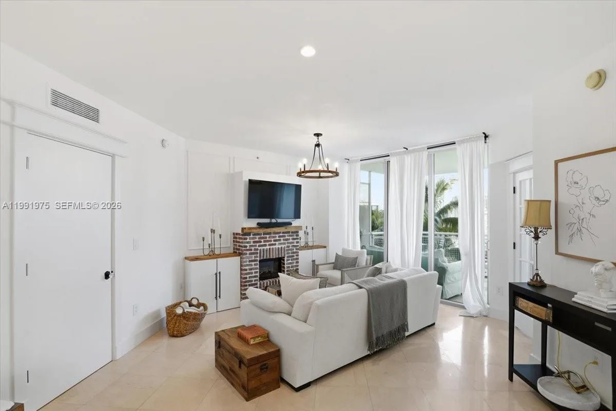 350 S Miami Ave # 1205, Miami, FL 33130