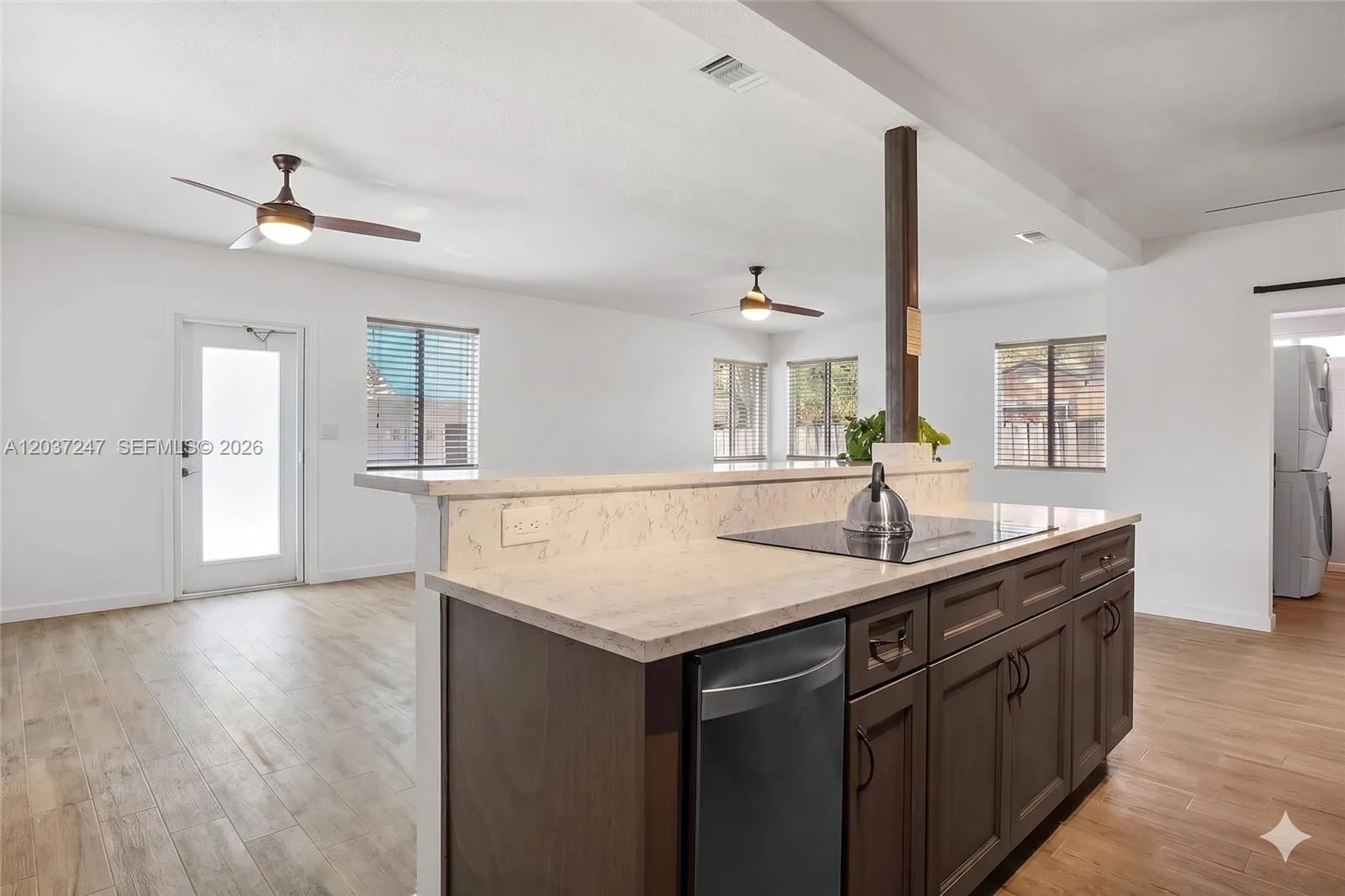 316 NW 29th St, Wilton Manors, FL 33311