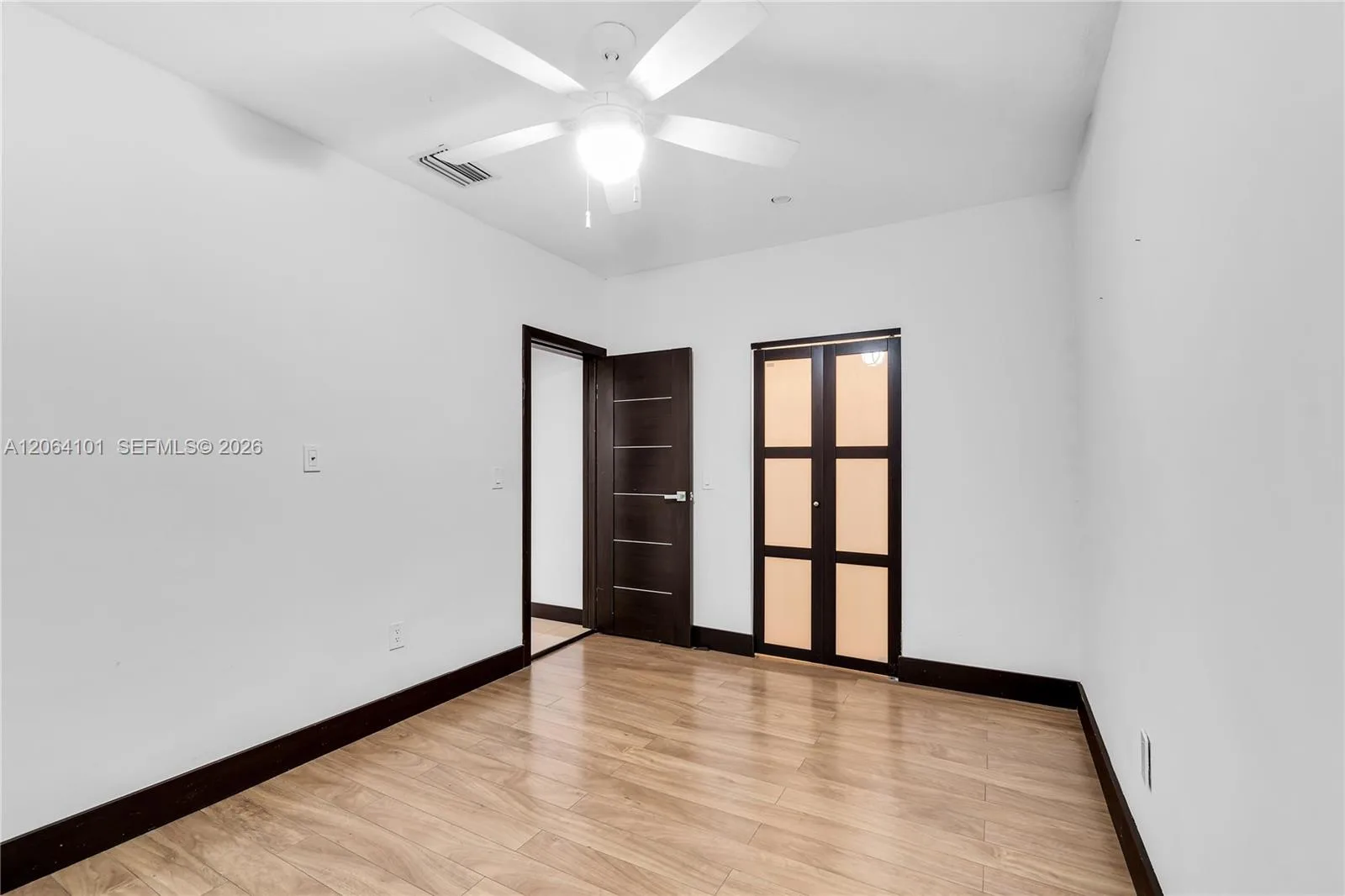 8335 E Crespi Blvd # 4, Miami Beach, FL 33141 photo 13