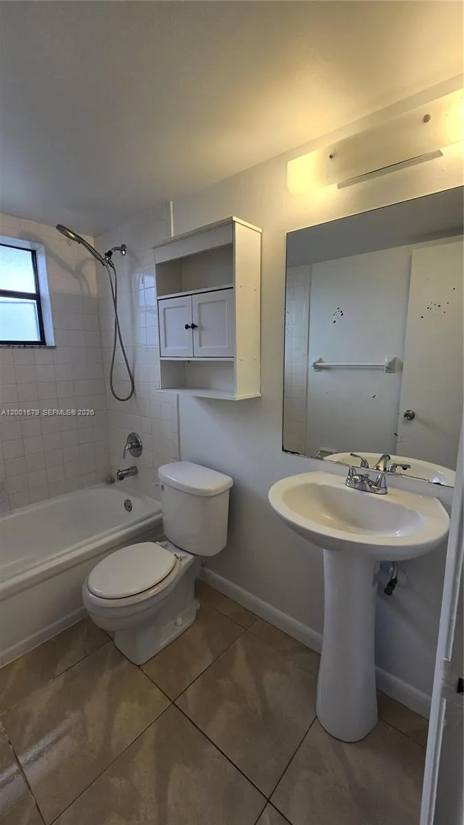 2605 W 67th Pl # 23-10, Hialeah, FL 33016 photo 11