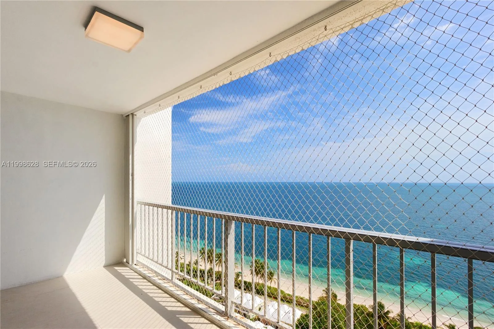 881 Ocean Dr # 18F, Key Biscayne, FL 33149 photo 11