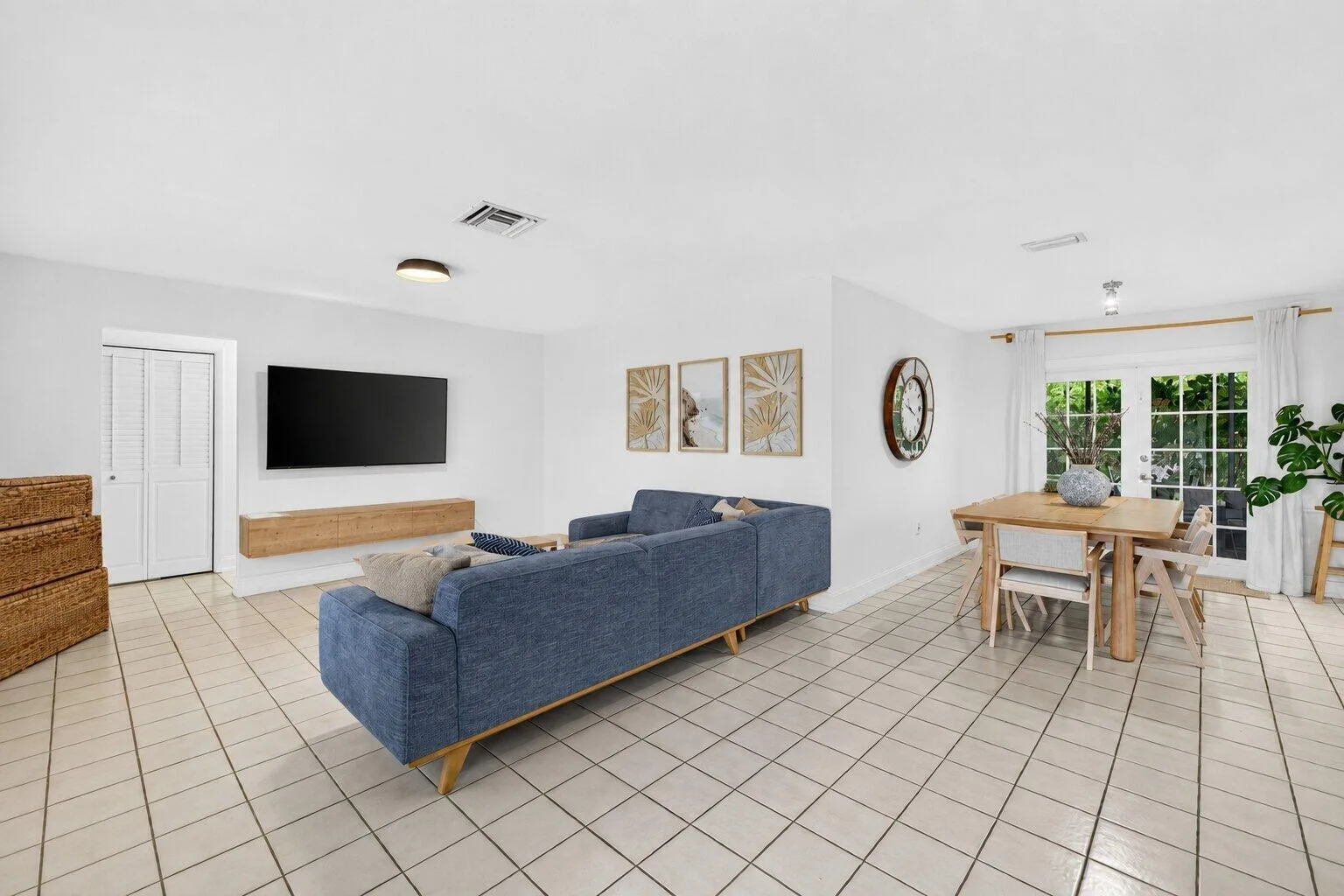 4031 NE 15TH Avenue, Oakland Park, FL 33334 photo 4