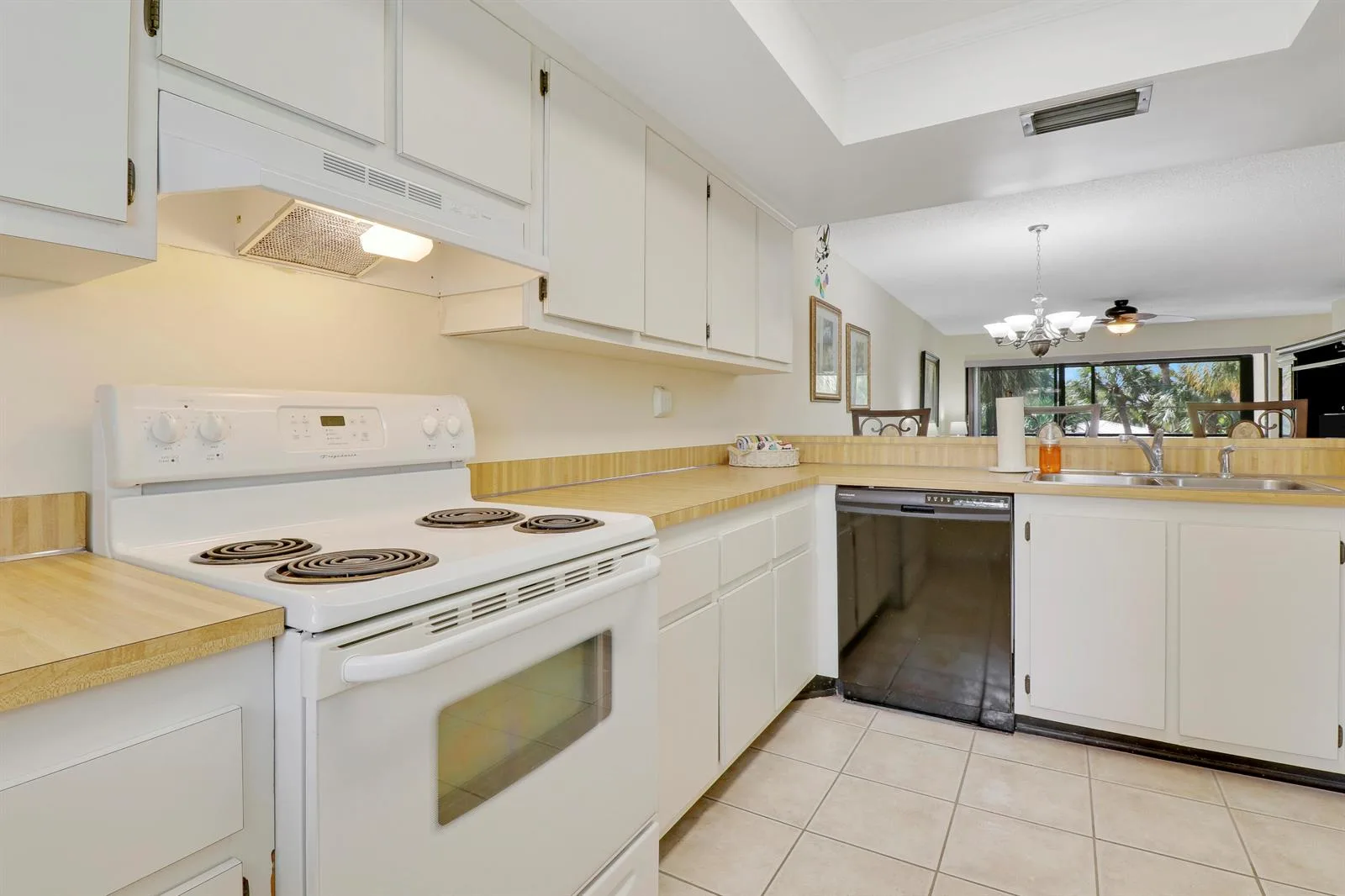1600 NE Dixie Highway # 10-203, Jensen Beach, FL 34957 photo 9