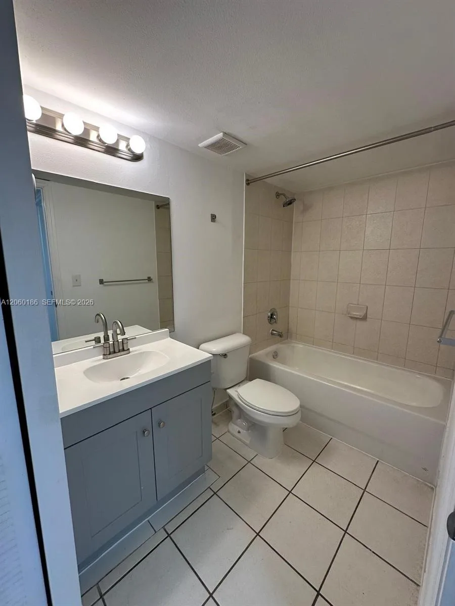 17602 NW 25th Ave # 304, Miami Gardens, FL 33056 photo 11