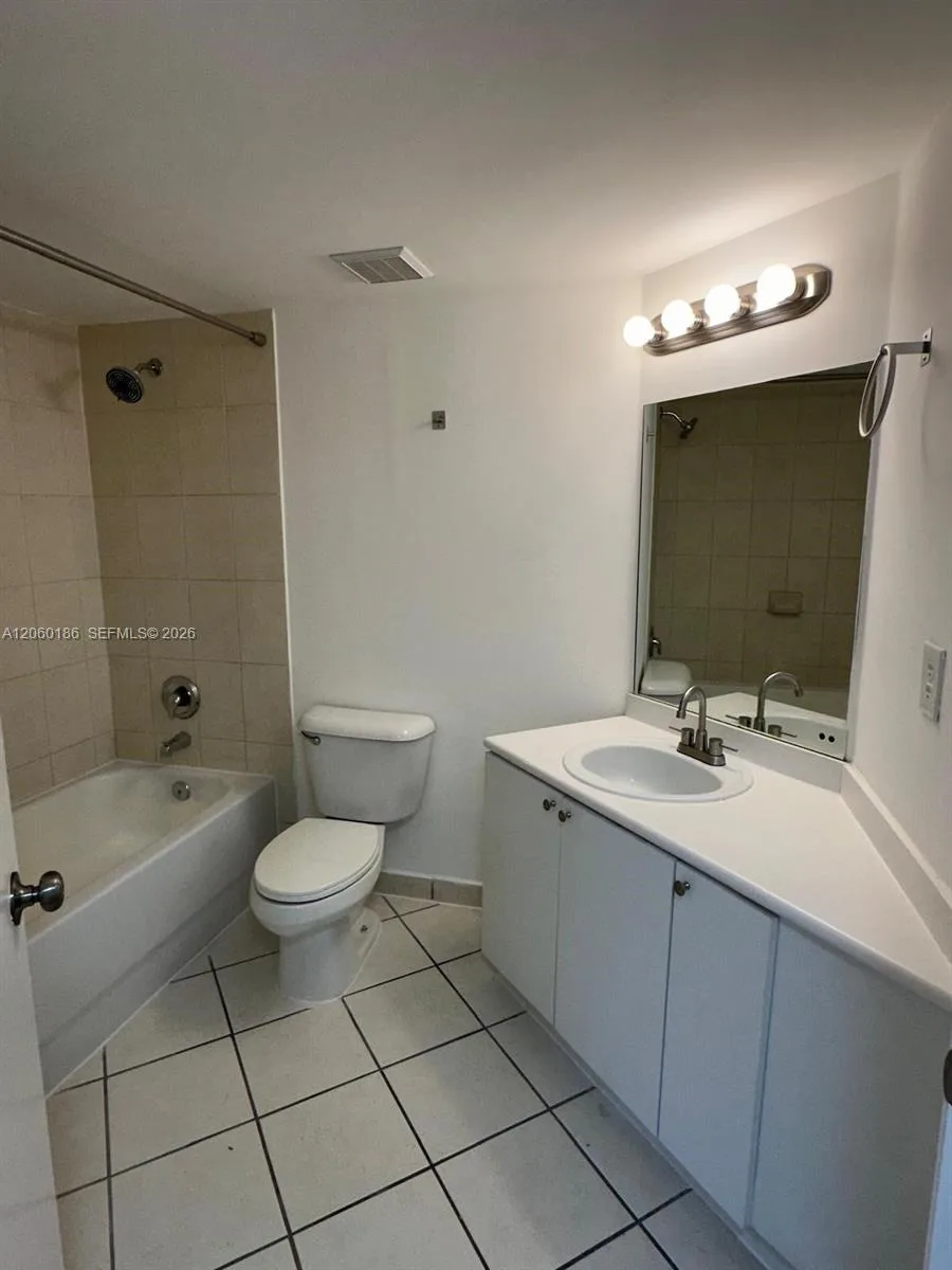 17602 NW 25th Ave # 304, Miami Gardens, FL 33056 photo 7