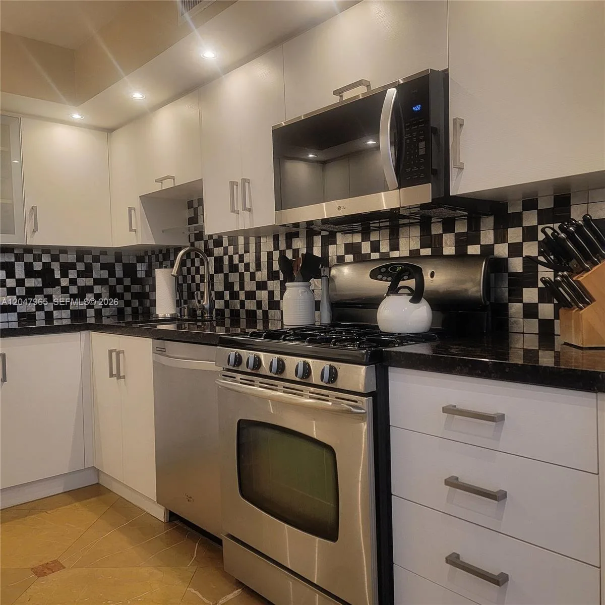 2030 S Ocean Dr # 1718, Hallandale Beach, FL 33009 photo 4