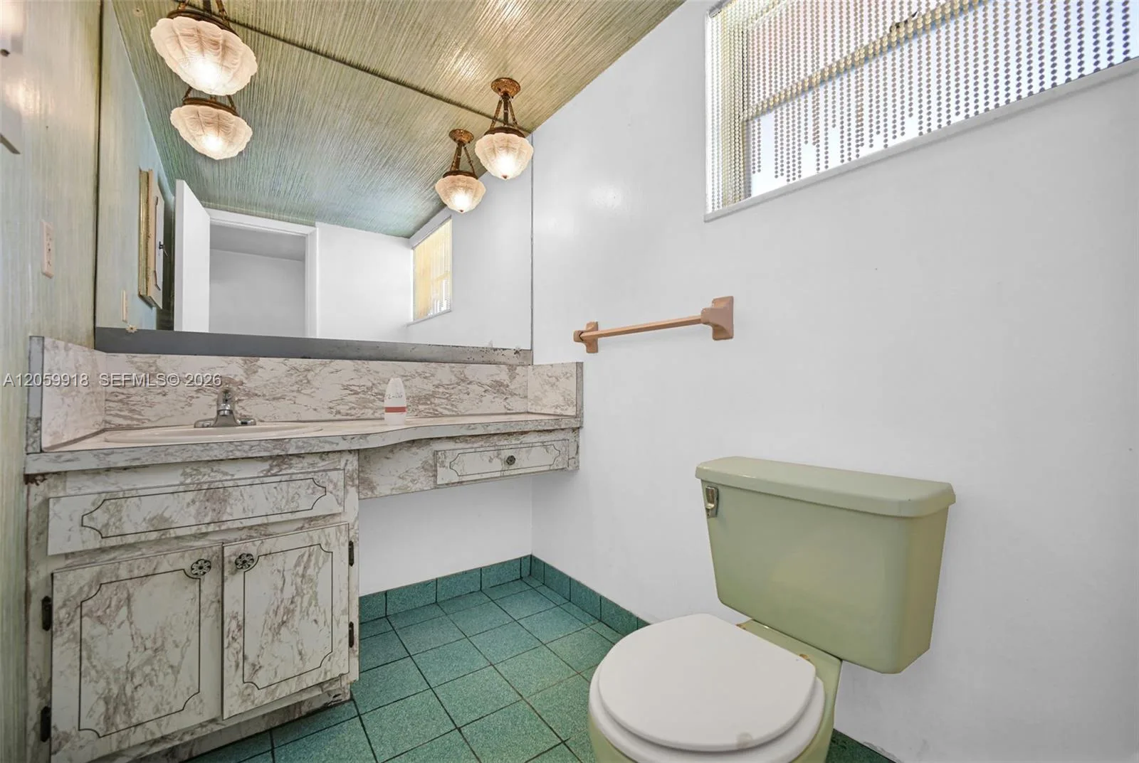 18555 NE 14th Ave # 502, Miami, FL 33179 photo 12