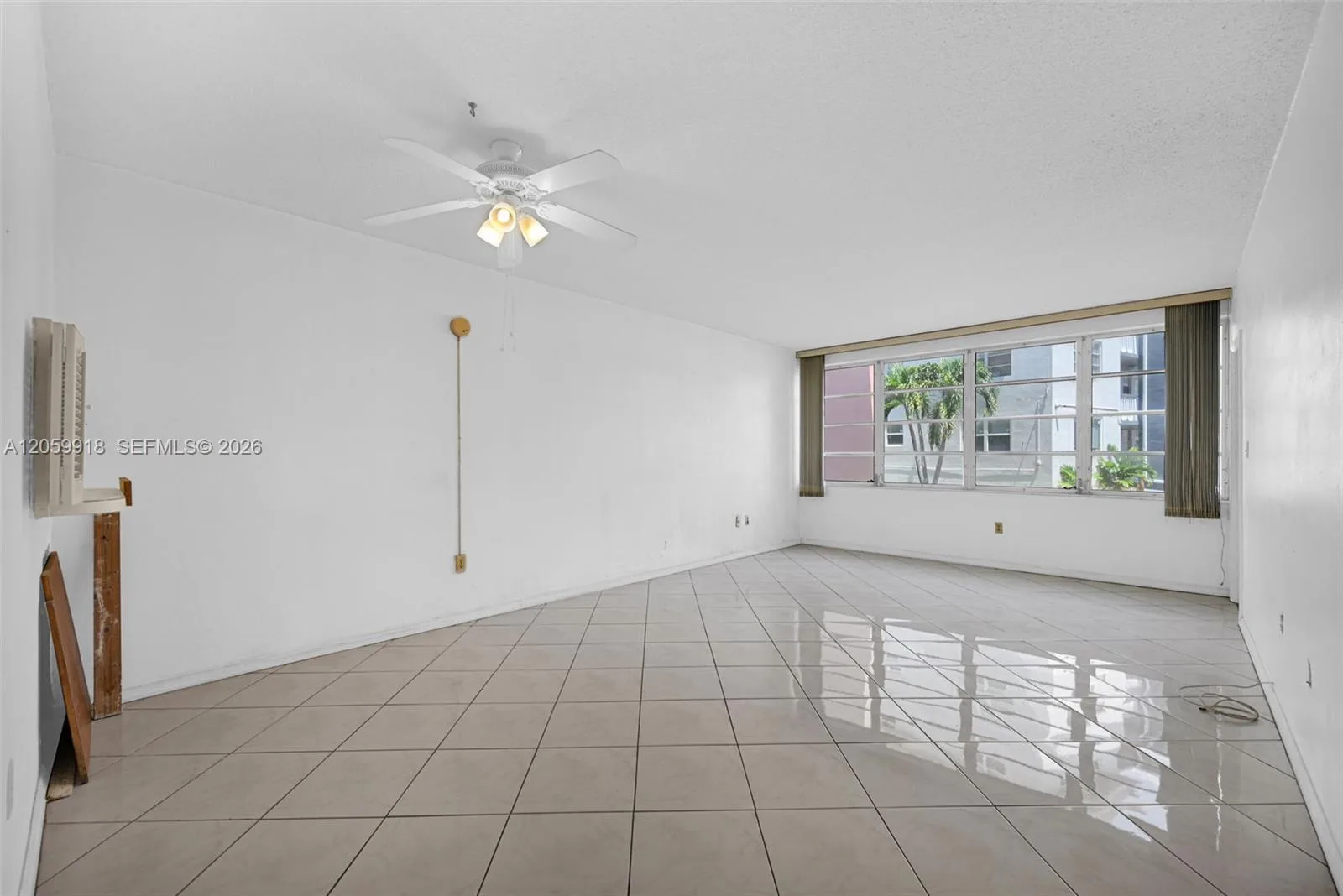 18555 NE 14th Ave # 502, Miami, FL 33179 photo 5