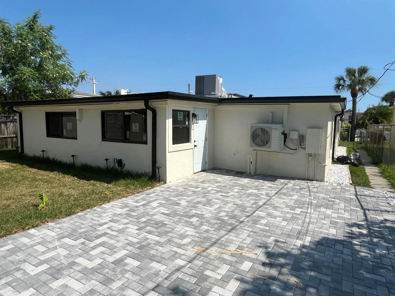 120 W 22ND Street, Riviera Beach, FL 33404 — zdjęcie 3