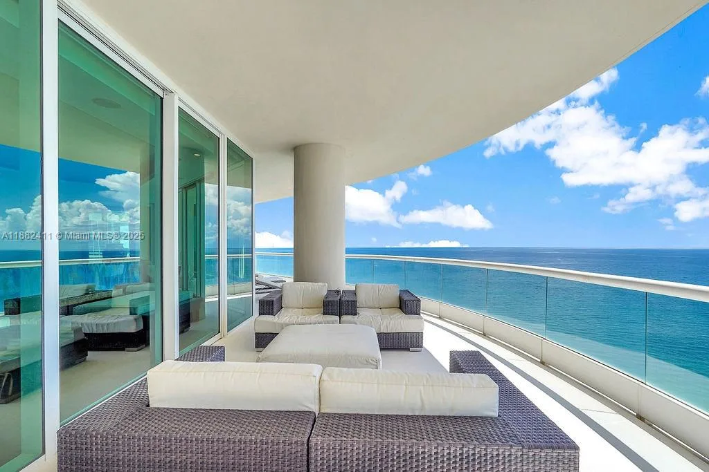 16047 Collins Ave # 2904, Sunny Isles Beach, FL 33160 photo 12