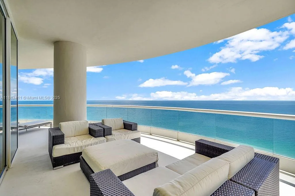 16047 Collins Ave # 2904, Sunny Isles Beach, FL 33160 photo 6