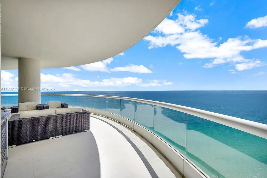 16047 Collins Ave # 2904, Sunny Isles Beach, FL 33160 photo 8